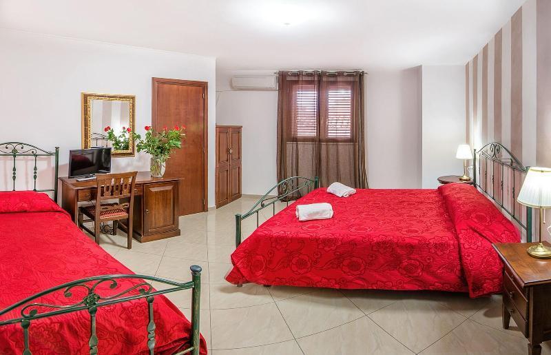 Bed and Breakfast Garibaldi Relais Шакка Экстерьер фото