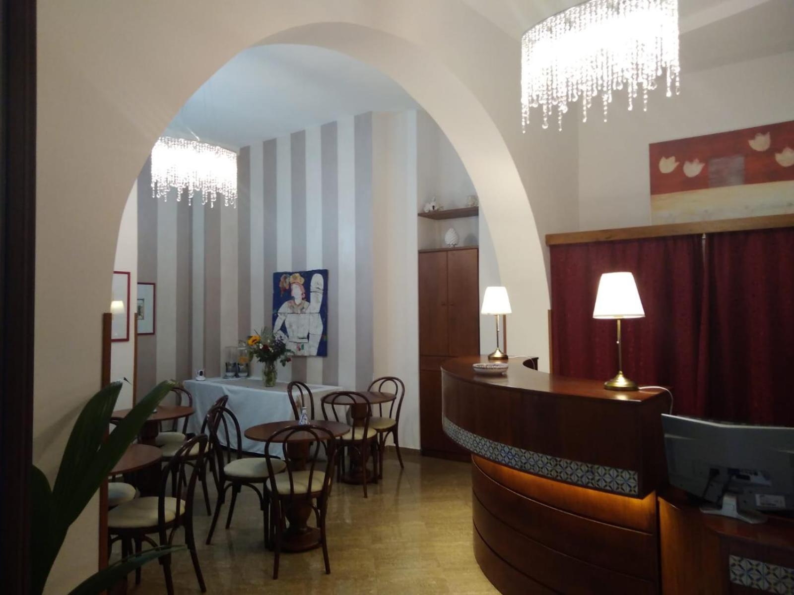 Bed and Breakfast Garibaldi Relais Шакка Экстерьер фото